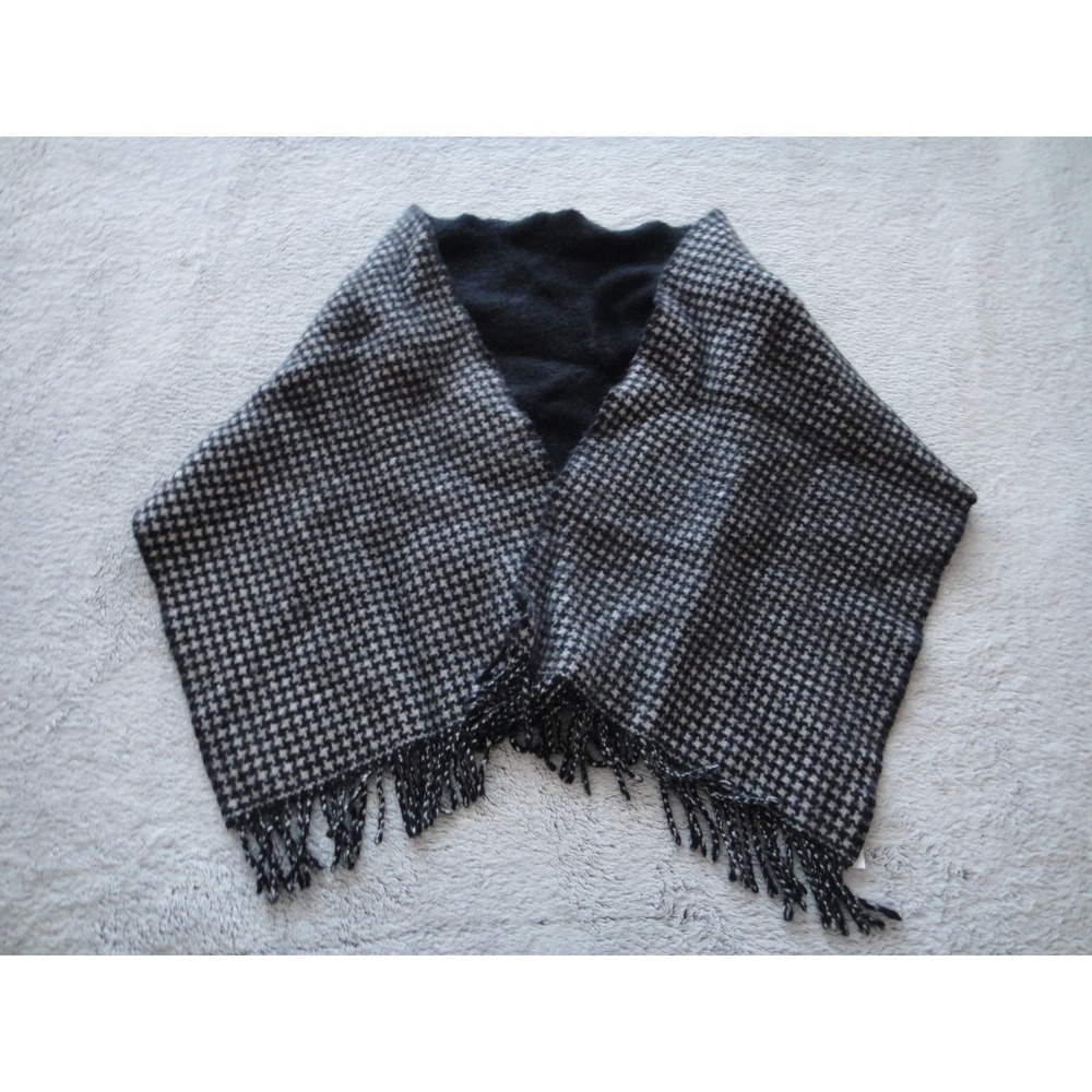 Talbots 100% Cashmere Reversible Houndstooth Fringe Wrap Scarf Black White EUC